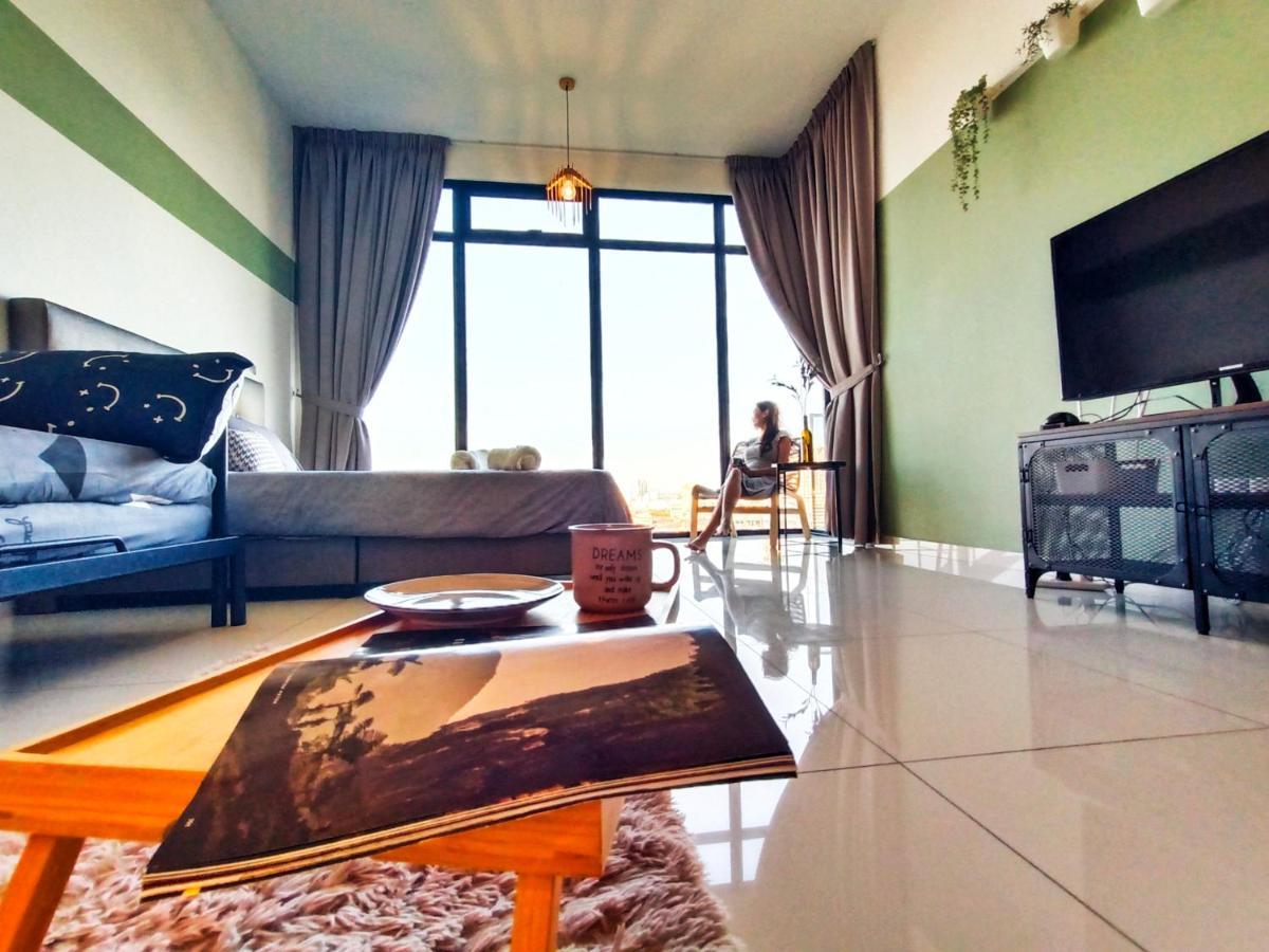 Beacon Executive 2br At By Wl