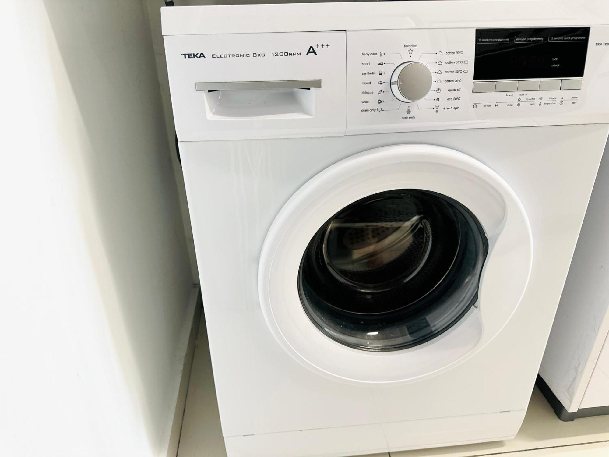 Beacon Executive 2br At By Wl Apartment