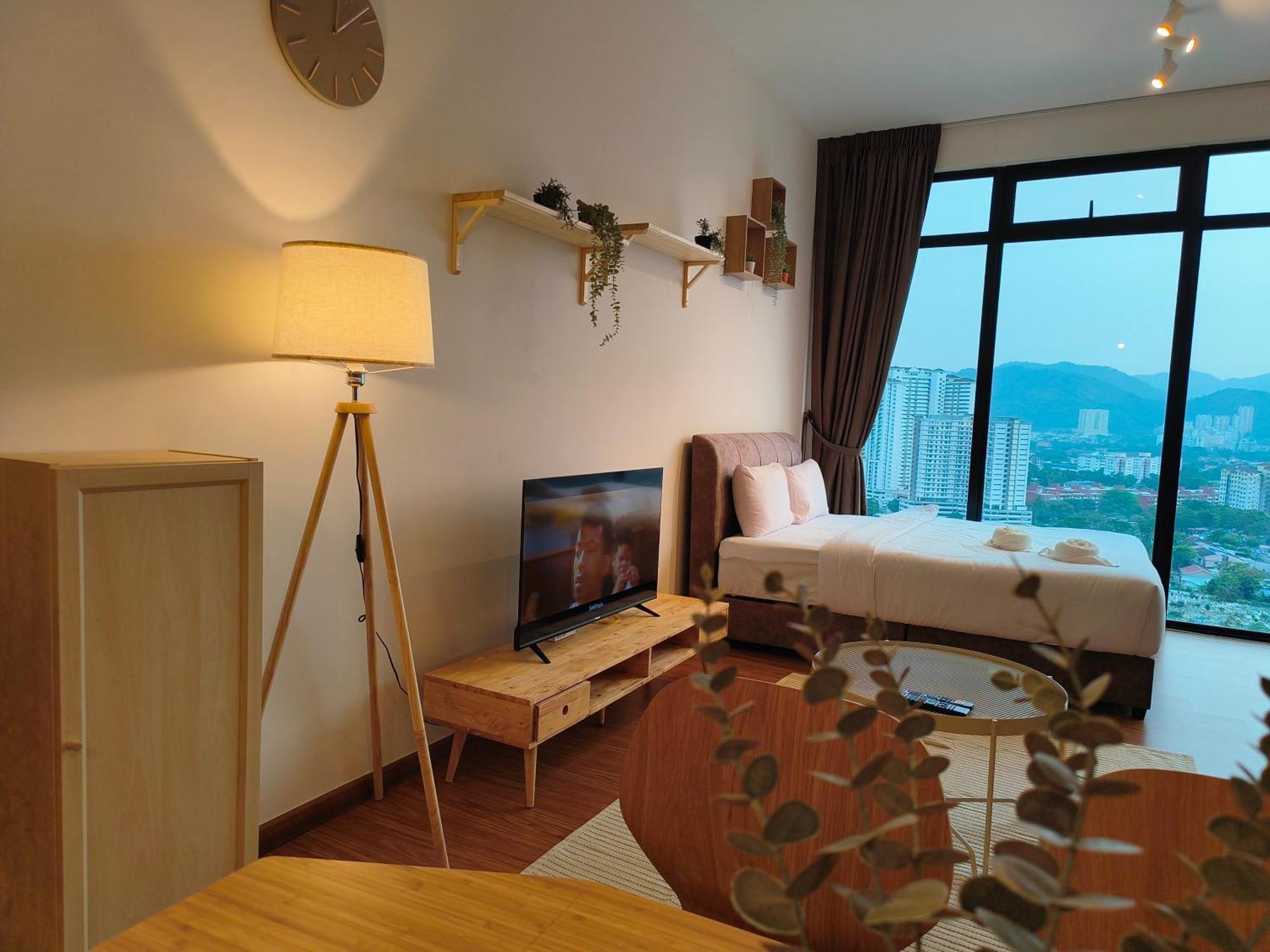 Beacon Executive 2br At By Wl