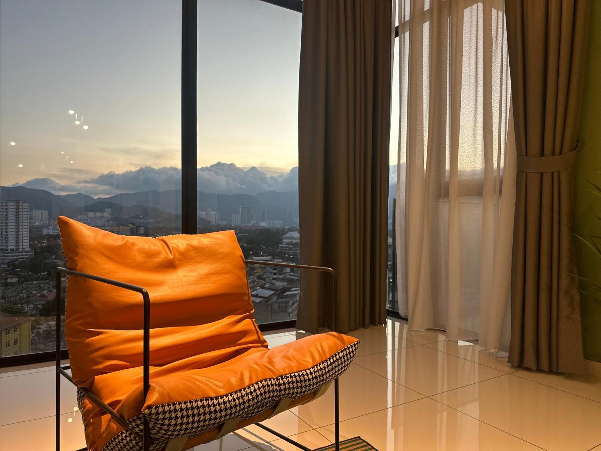 Apartment Beacon Executive 2br At By Wl George Town