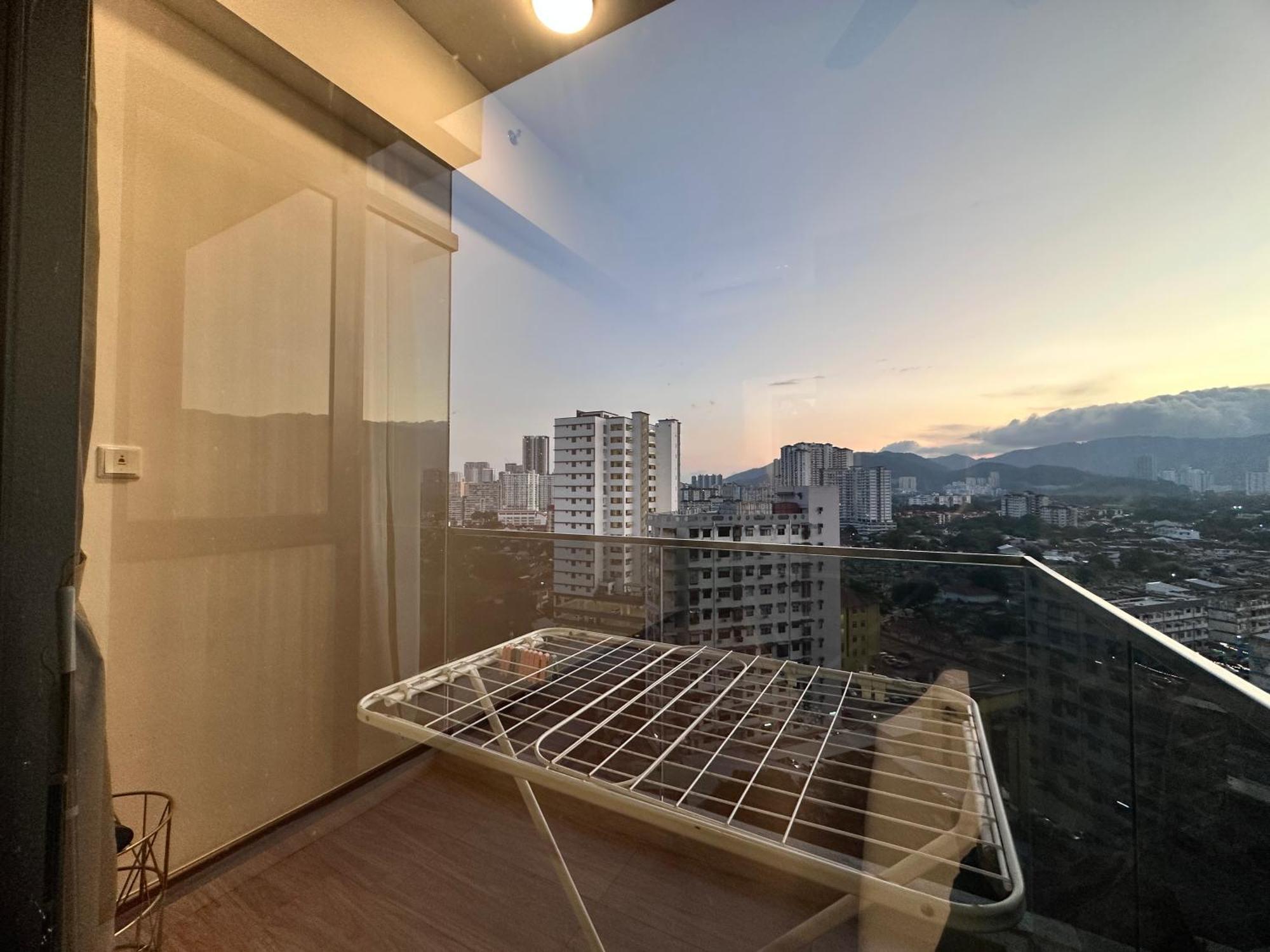 Beacon Executive 2br At By Wl *