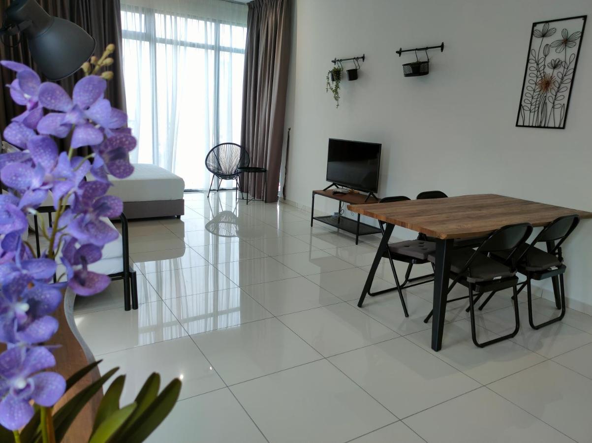 Beacon Executive 2br At By Wl *