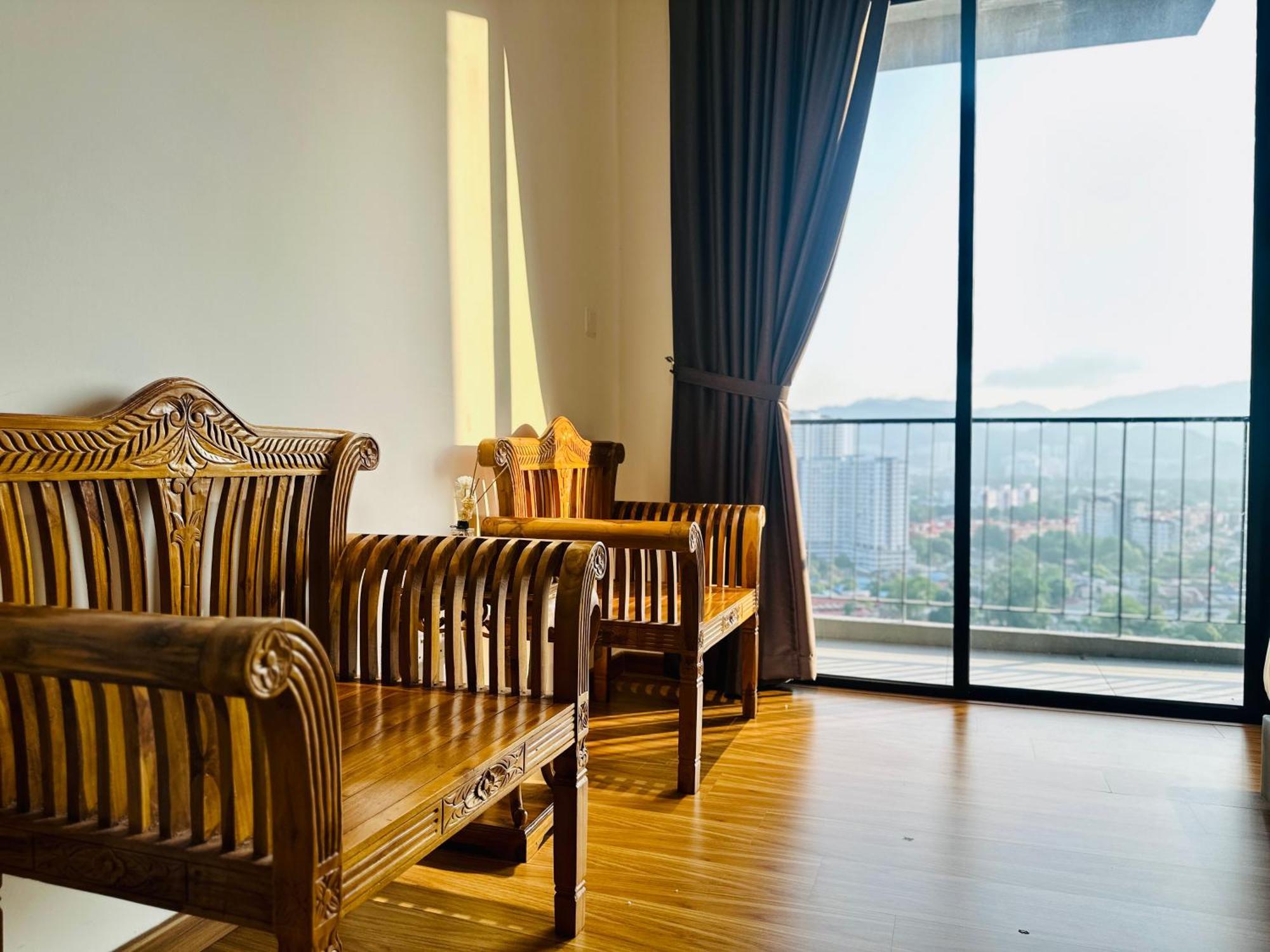 Beacon Executive 2br At By Wl * George Town