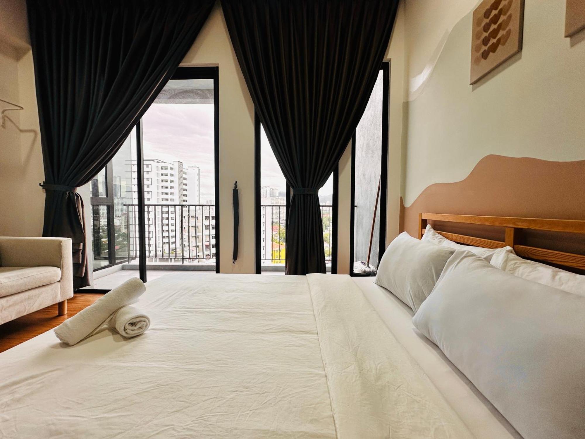 Beacon Executive 2br At By Wl *